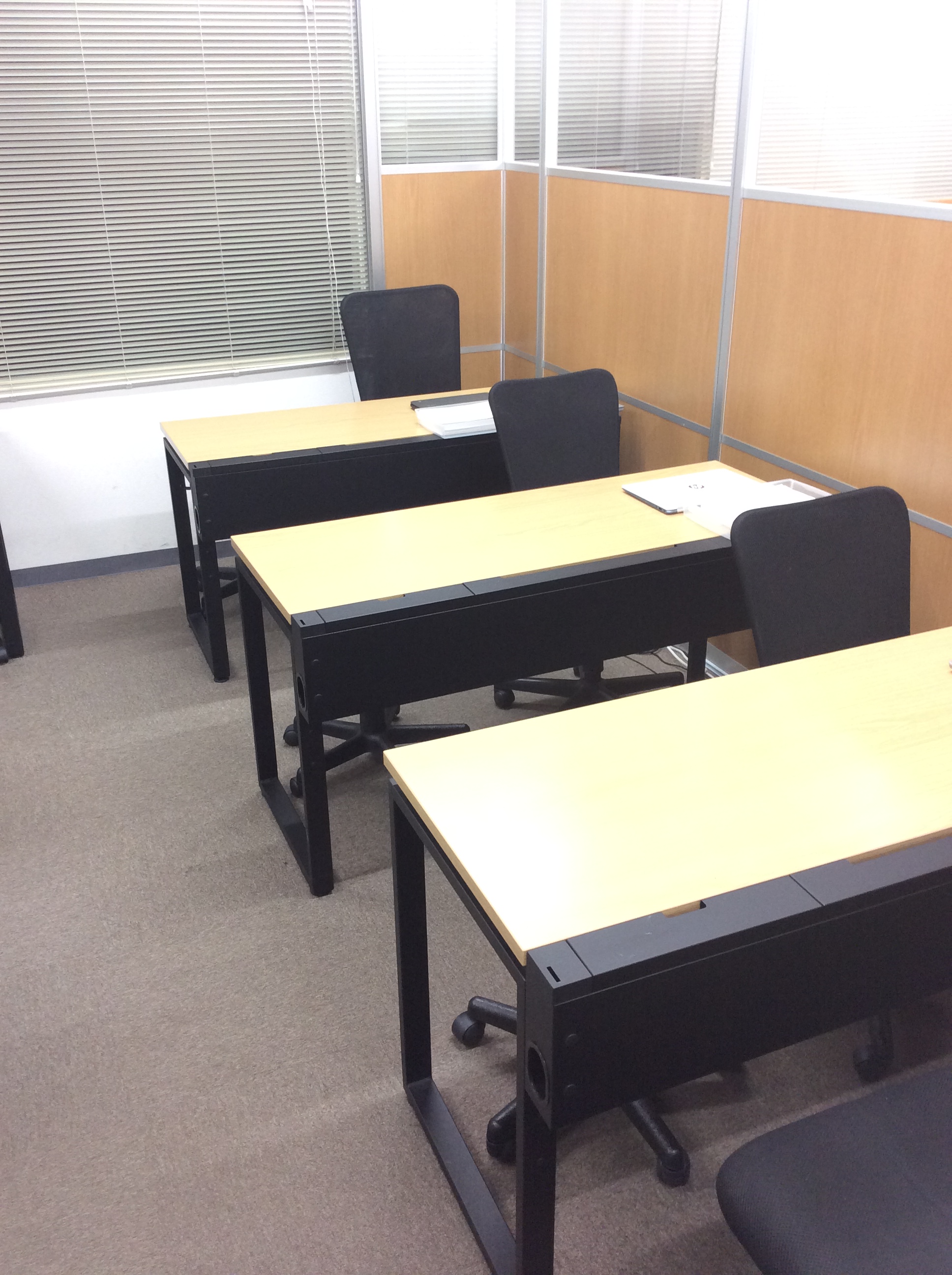 神戸三宮校の施設案内①授業スペース